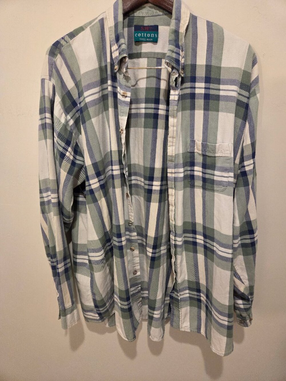 S.W. Cottons Men’s Plaid Flannel Button-Down Shirt Long Sleeve Pockets